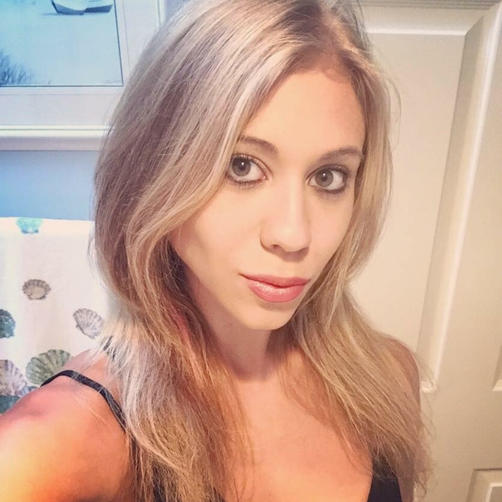 I’m Amanda! I want you to look & feel amazing! 💕